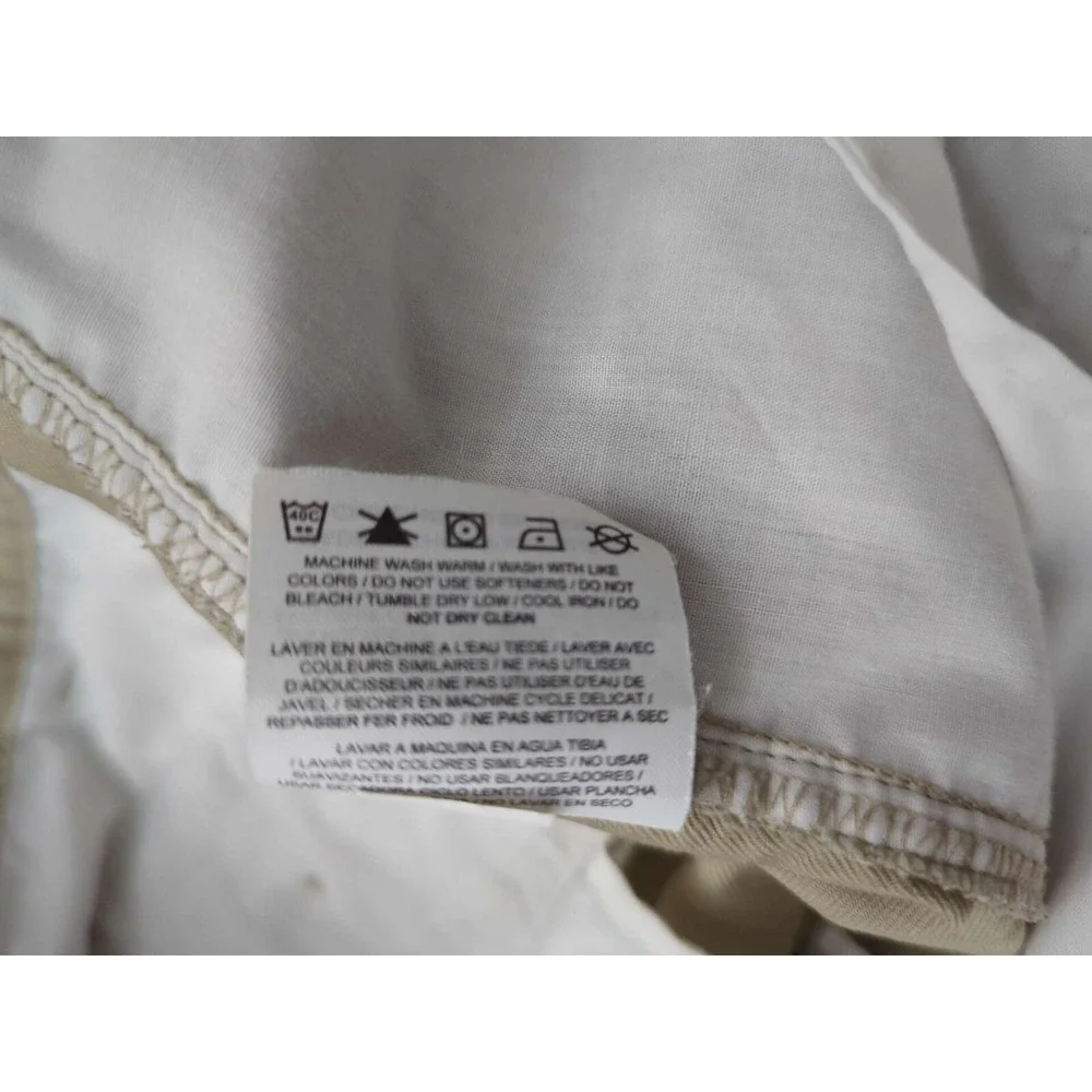 Nike Golf Chino Shorts Mens 36 Beige Dri-Fit Swoosh Logo Performance‎
